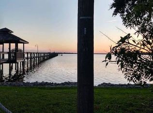 18 Riverview Ln #BEACH34208, Bradenton, FL 34208