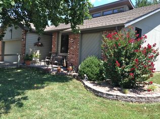 3550 S Kings Ave, Springfield, MO 65807