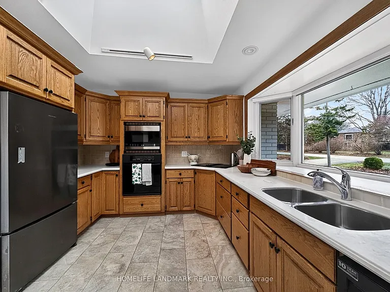 284 Woodland Dr — Photo 11