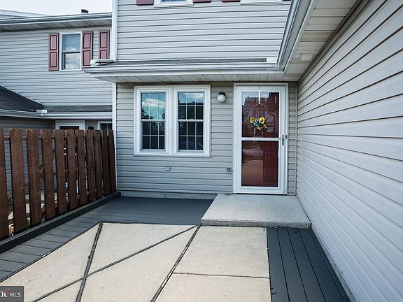 2nd image of 603 Bentwood Ln