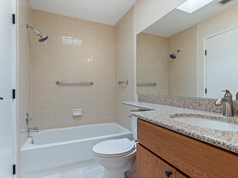5557 N Crystal Mist Pl — Photo 17