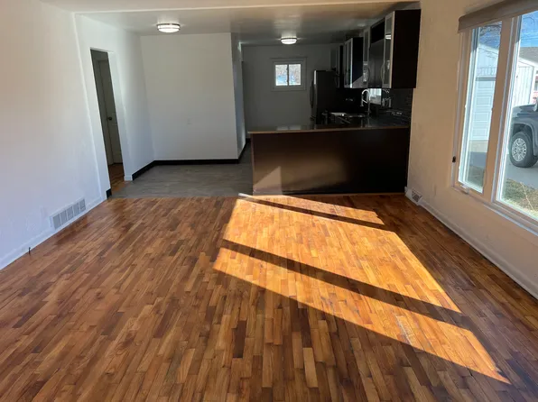 511 8th Ave, Laurel, MT 59044