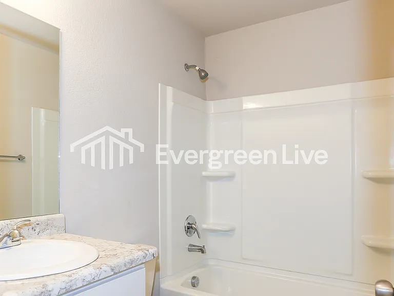 124 Sunland Dr — Photo 14