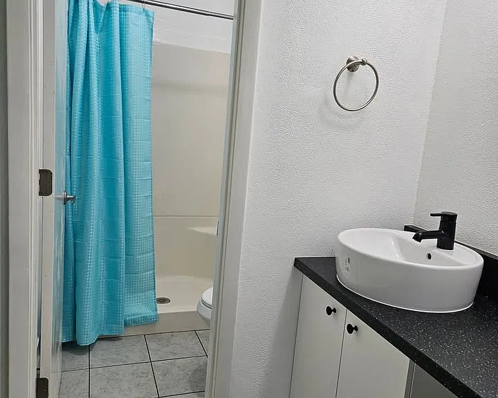 1155 Longfellow Rd — Photo 7