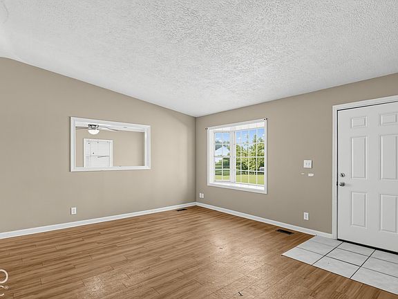 3rd image of 9207 E Rochelle Dr
