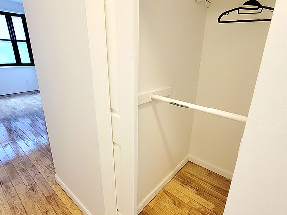 3rd image of 73 Lexington Ave #B5