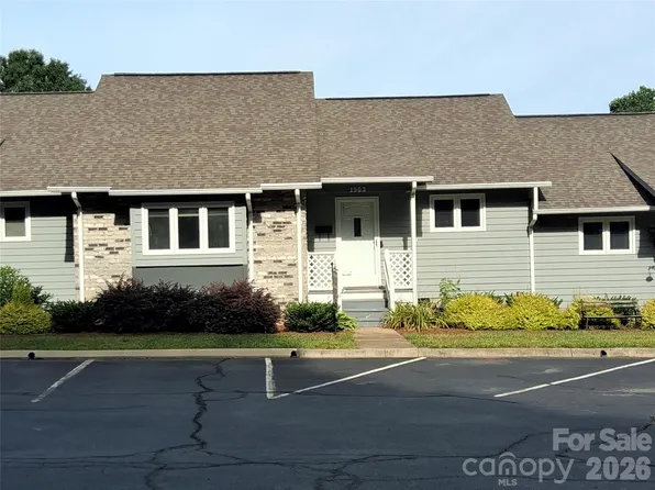 1903 Wellington Hills Cir, Salisbury, NC 28147