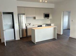 2433 Dufferin St #707, Toronto, ON M6E 0B4