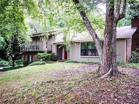 2nd image of 1527 Larhonda Dr