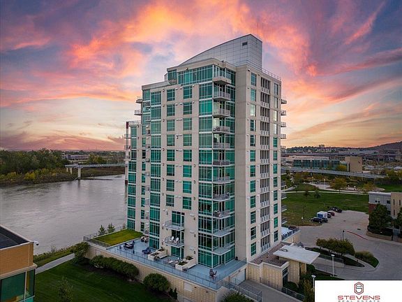2nd image of 444 Riverfront Plz APT 401