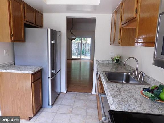5th image of 3302 Ladino Ct