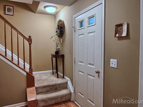 3rd image of 2456 Freeman Dr