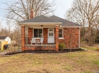 32305 Seven Mile Rd, Livonia, MI 48152