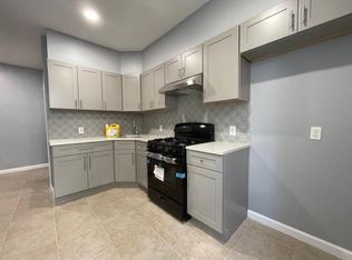 422 Broadway FLOOR 3, Bayonne, NJ 07002