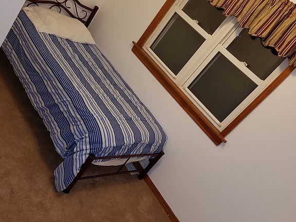 4th image of 2445 W Cortland St APT 2