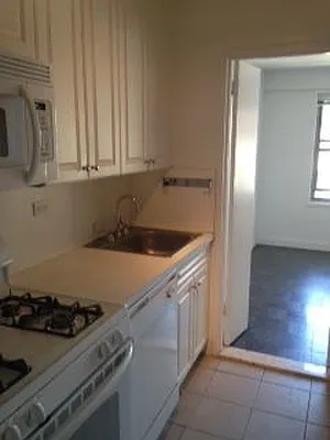 Rented by NYC Residential Holdings | media 19