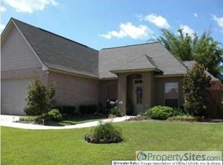 40492 Cross Ridge Ave, Gonzales, LA 70737