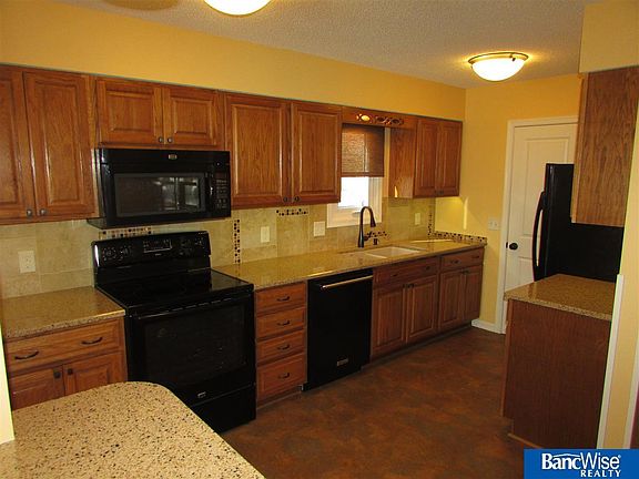 5th image of 5601 Longhorn Cir