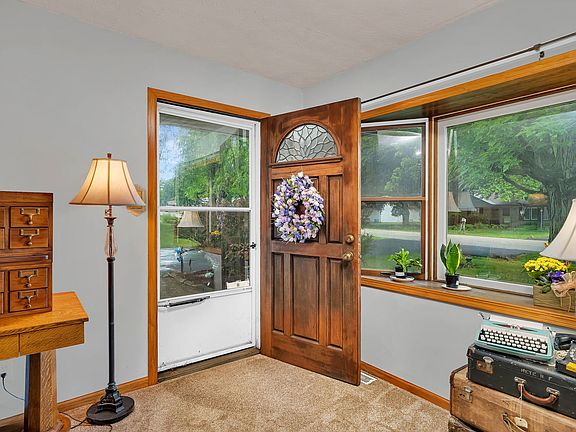 4th image of 16246 S McGrath Dr