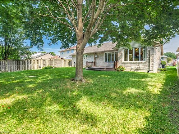 4th image of 463 Althouse Ct