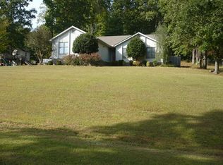 415 Timber Ln, Huntingdon, TN 38344