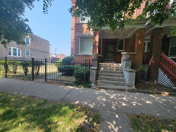 2nd image of 7210 S Eberhart Ave