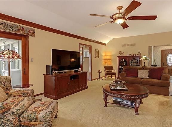 5th image of 1508 NE 98th St