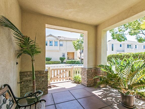 3rd image of 3047 W Canyon Ave
