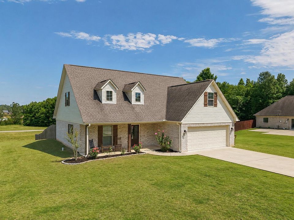 1st image of 152 Greenhill Dr