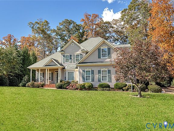 3rd image of 14461 Riverside Dr