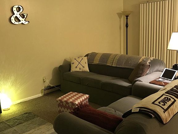 3rd image of 559 Galen Dr APT 2