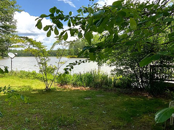2nd image of 1010 Lake Heritage Dr