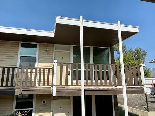 1245 E Vine St #3 Photo 1