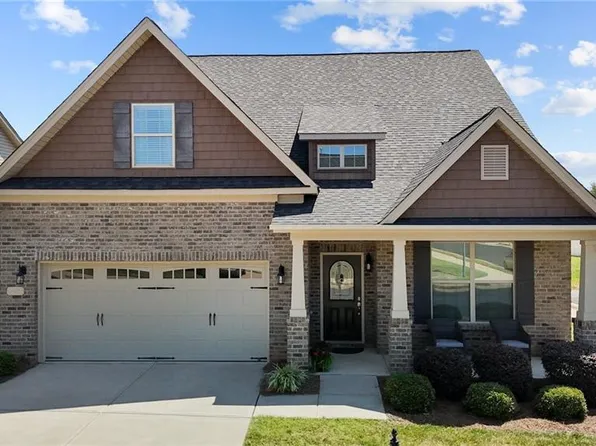 4024 Kinsley Trce, Burlington, NC 27215