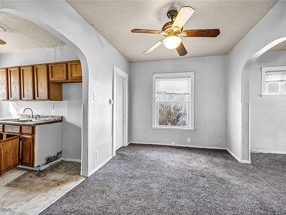 5th image of 9316 Gibson Ave