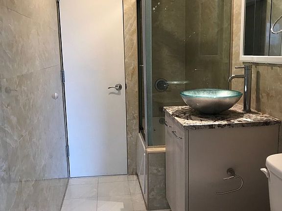 3rd image of 4118 43rd St Ph B