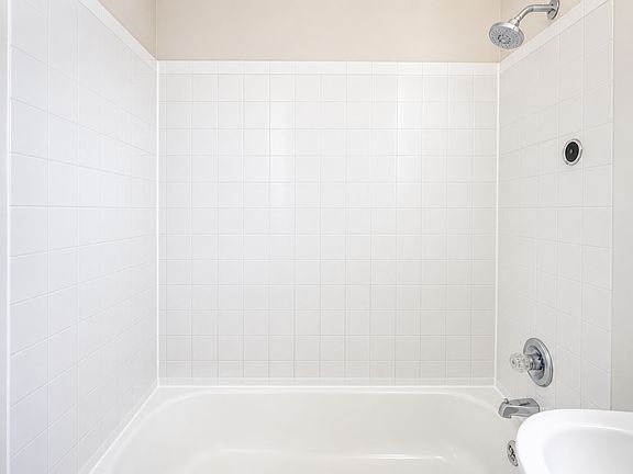 3rd image of 691 Elizabeth Ave #61B