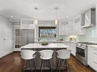 219 Mason Ter #219, Brookline, MA 02446