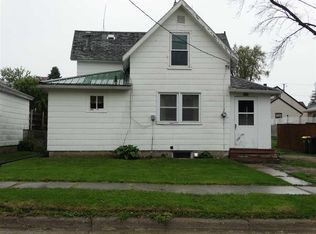 405 3rd Ave SW, Waukon, IA 52172