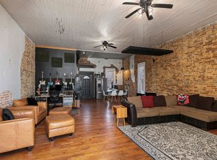207 W Main St, Ash Grove, MO 65604
