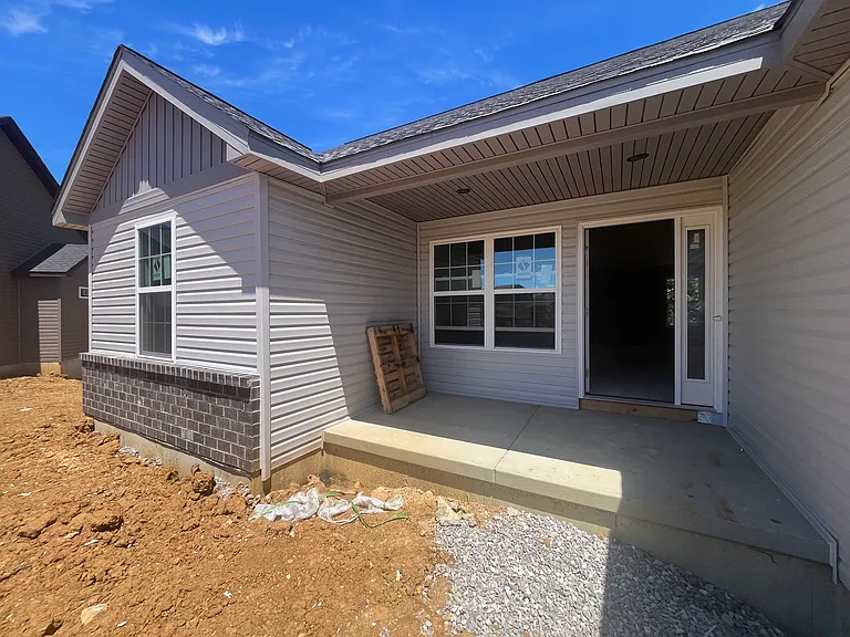 10720 Trenton Pass — Photo 2