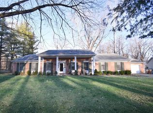 361 S Sussex Pl, Columbus, IN 47201