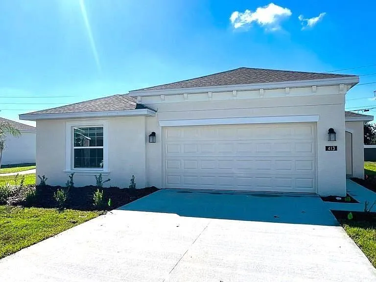 413 Singing Sands — Photo 1