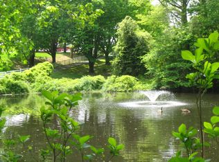 921 Middletown Lincroft Rd, Middletown, NJ 07748