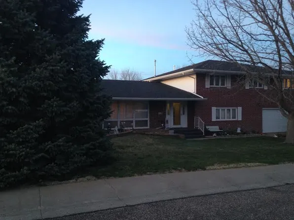 1807 Harvey Ct, Colby, KS 67701