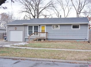 240 W Saunders Ave, Lincoln, NE 68521