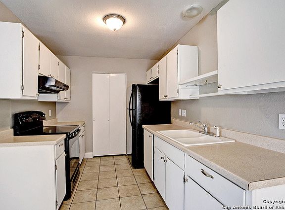 4th image of 7264 Hardesty