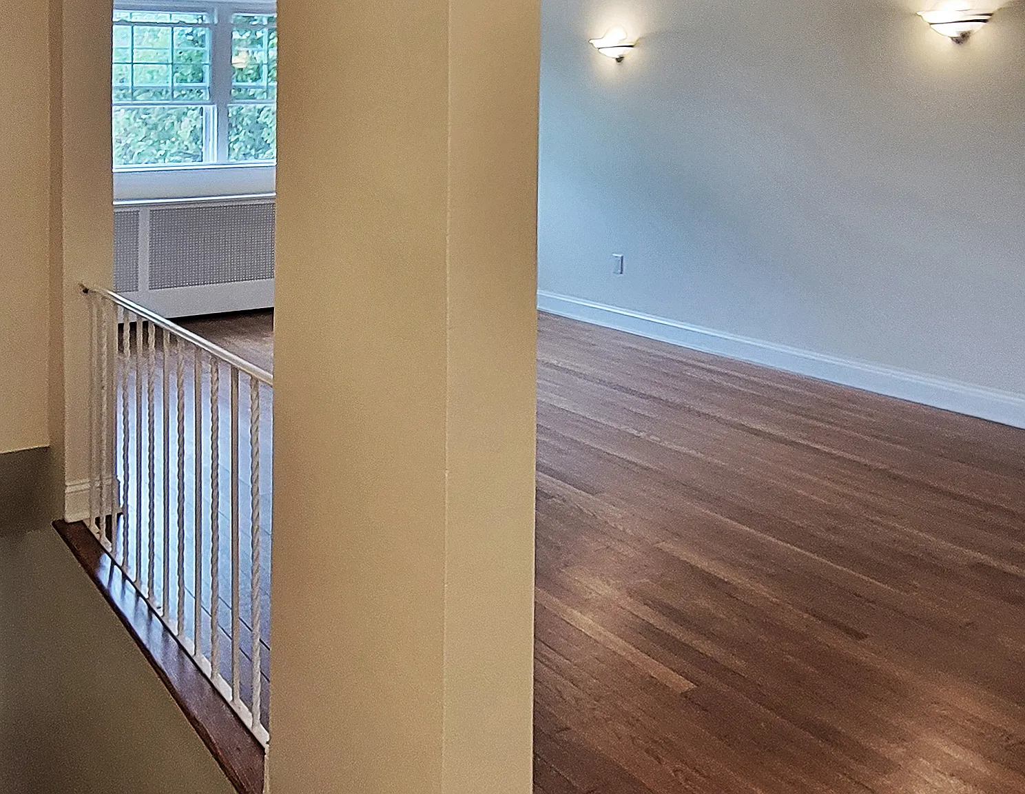 2 bed, 950 sqft, $2,650 — Photo 3
