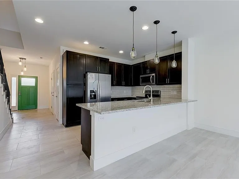 402 Conservation Dr #20 — Photo 11