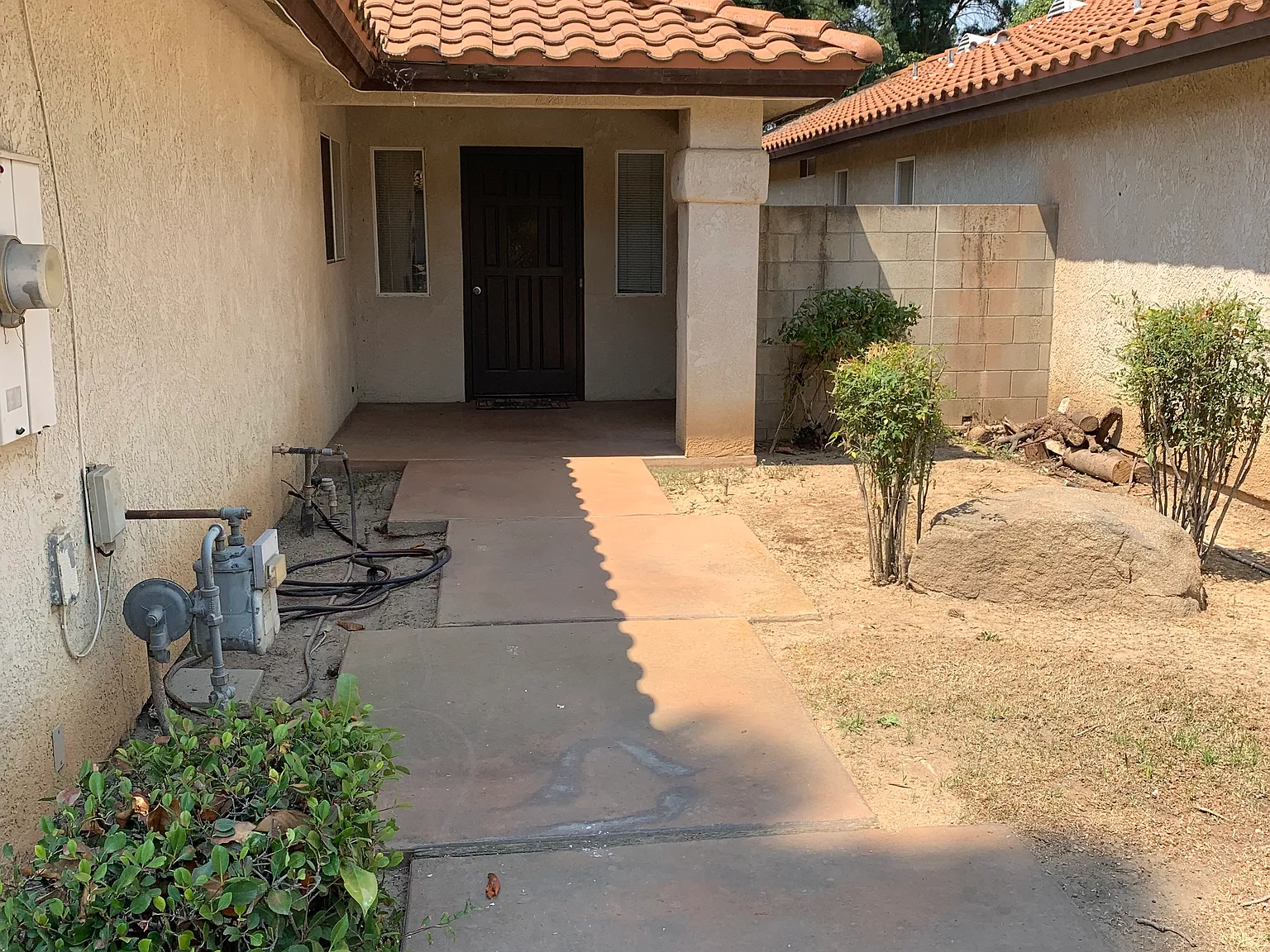 3 bed, 1539 sqft, $2,050 — Photo 3